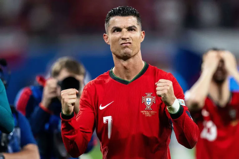 Cristiano Ronaldo é o jogador que mais atuou em campeonatos europeu